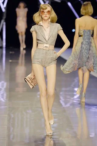 Look 11